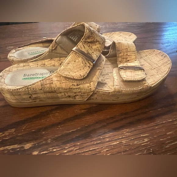 BareTraps Tan Cork Sandals - Picture 3 of 4